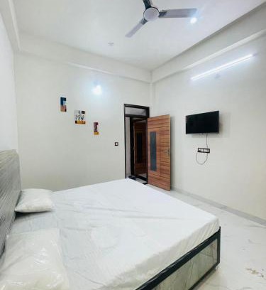 Lake Pichola House | Kesar kunj home stay