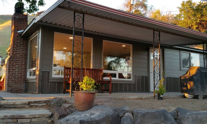 Quail Ridge House | Kestrel Perch - Boise Hilltop Retreat