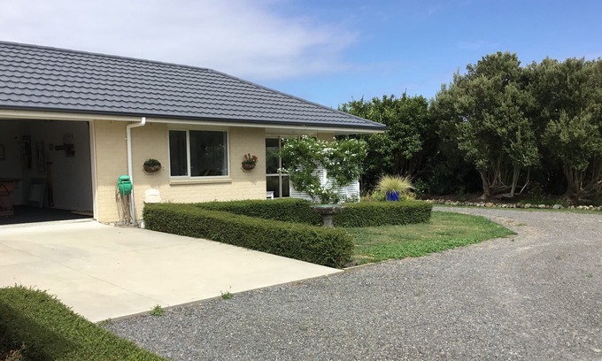 Manakau House | Ketemaringi House, the perfect getaway.