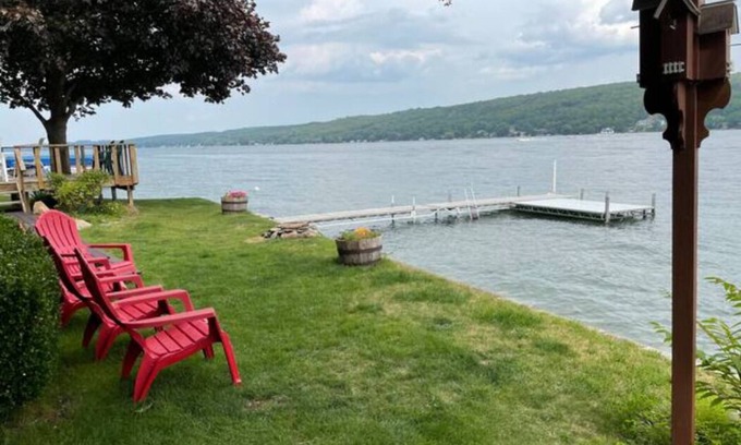 Town of Jerusalem Cottage | Keukation - A Beautiful Lakefront Home.
