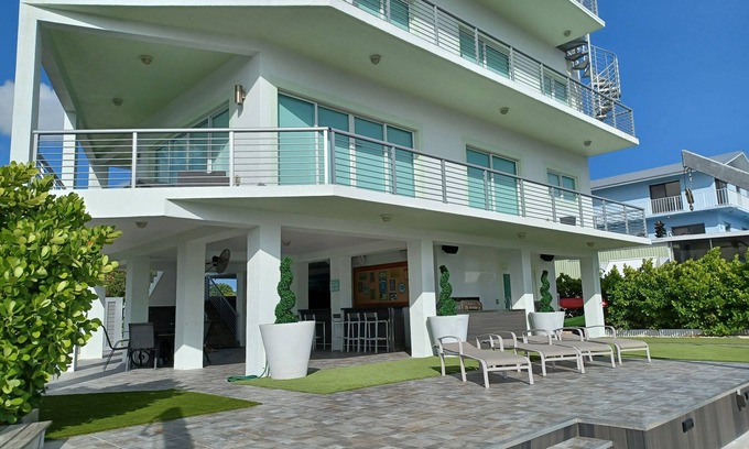 Anglers Park House | KEY LARGO WATERFRONT RETREAT'