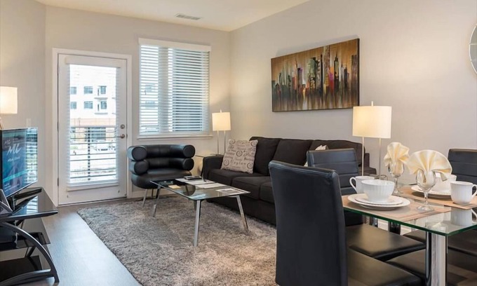 Menlo Park Apartment | Keyless Entry & Free Parking | Menlo Park | nr Transits