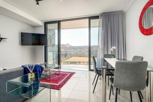 Greater Johannesburg Metropolitan Area Apartment | Keza Cove at Waterfall Ellipse