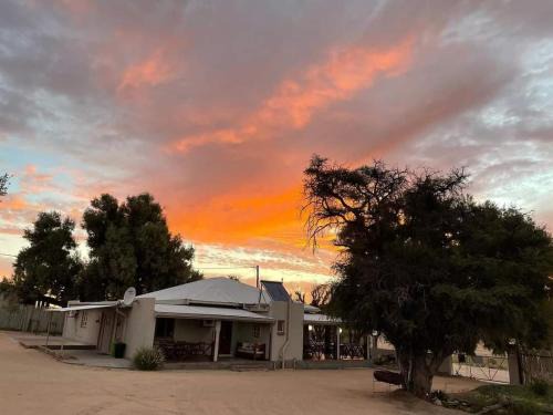 Van Zylsrus House | Kgalagadi Guesthouse