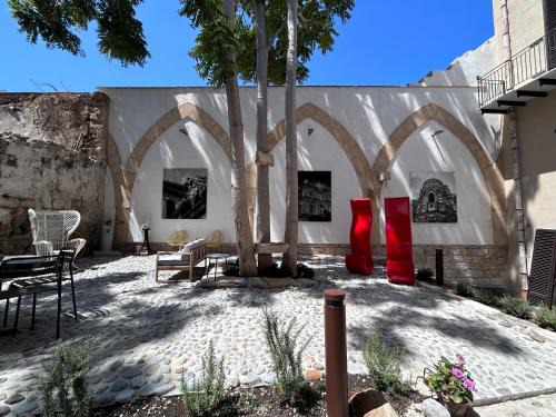 Kalsa Bed & Breakfast | Khalisah