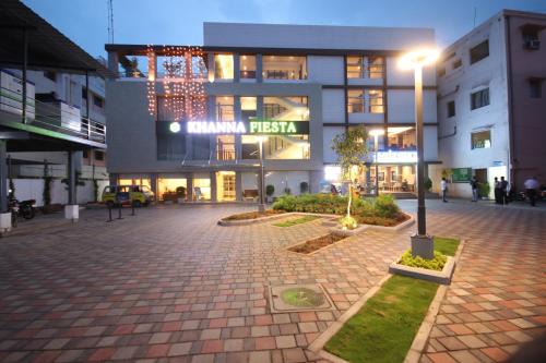 Vellore Hotel | Khanna Fiesta - A Bergamont Hotel, Vellore