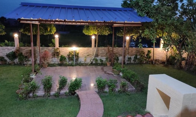 Raichak Villa | Khoai