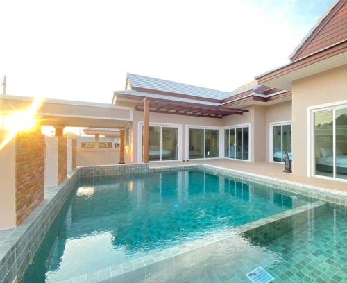Pranburi Villa | Khunnapat Pool Villa Pranburi