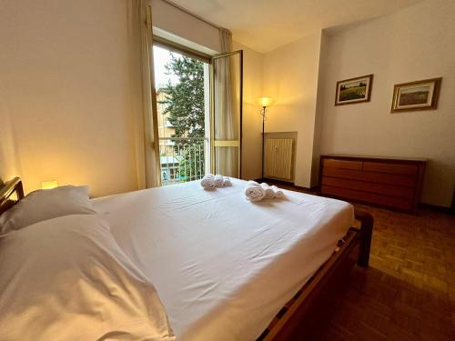Downtown Apartment | Kibilù - Bright Apartment with Large Terrace near Station FN City Centre walking distance