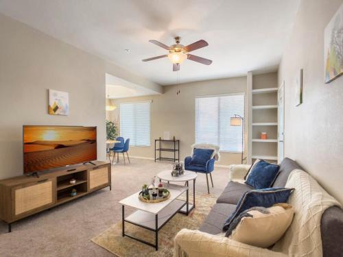 Kierland Apartment | Kierland Commons CozySuites with heated pool, gym!