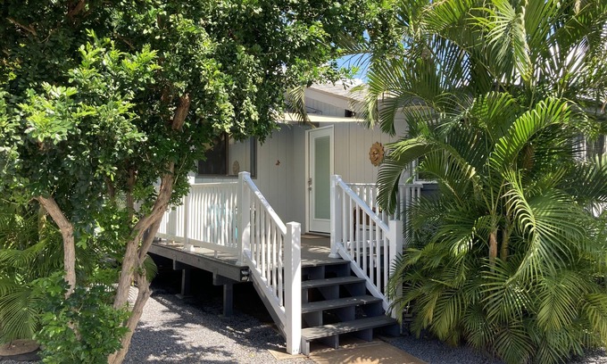 Kihei House | Kihei Beach Cottage - 1 Block to the Beach!