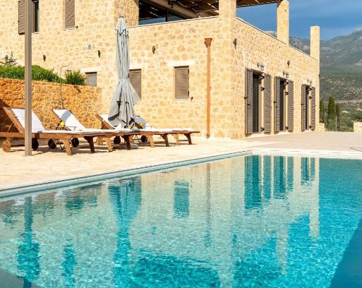 Lefktron Villa | Kika Residences