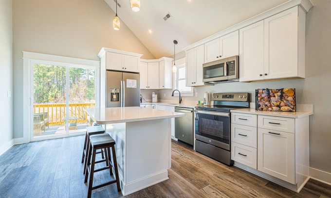 Harbinger House | KIL9100 Kilmarlic Player Cottage. Golf Resort, Community Pool & Fitness