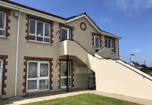 Kilkee House | Kilkee Holiday Homes Type B by Trident Holiday Homes