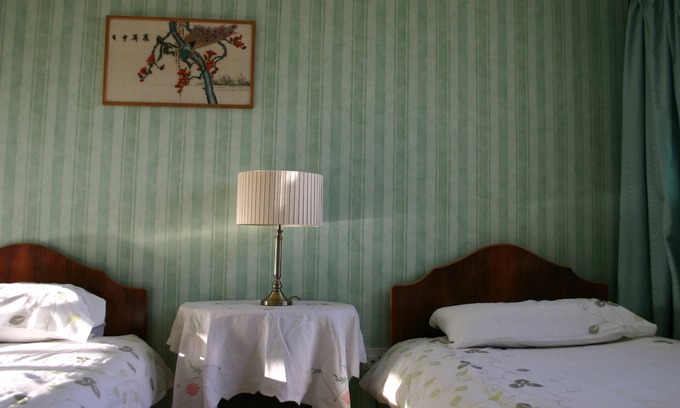 Kilmarnock House | Kilmarnock, Roomy house sleeping 6 in 3 bedrooms near to the A77 and the town.