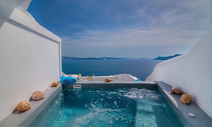 Oia Hotel | Kima Oia Suites