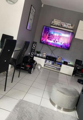 Sevran Apartment | Kimi