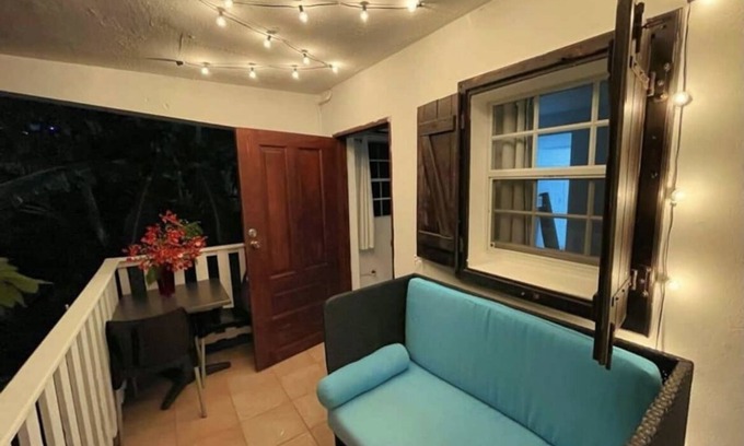 Maho Apartment | Kim’s Hideaway is a small precious apartment, where you will love to stay.