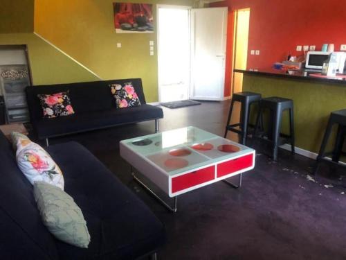 Arnage House | Kindia au Mans Maison 7pers, 3km circuit des 24H