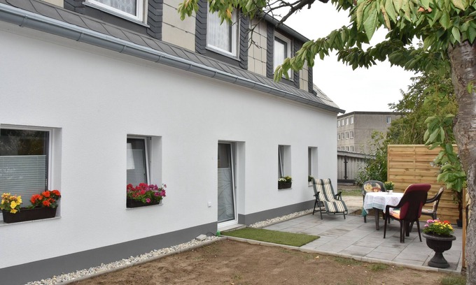 Koenigsbrueck House | King cottage in the center
