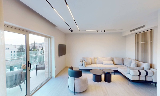 Mamilla Apartment | KING DAVID RESIDENCES-Luxurious Apartment with JLM walls Views