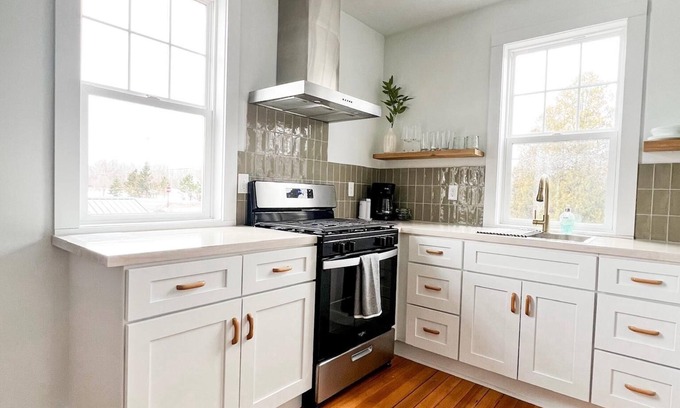 Laurium Apartment | King on Union