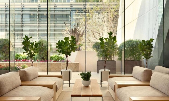 Financial District Apartment | King Room Near City College Of San Francisco SAN