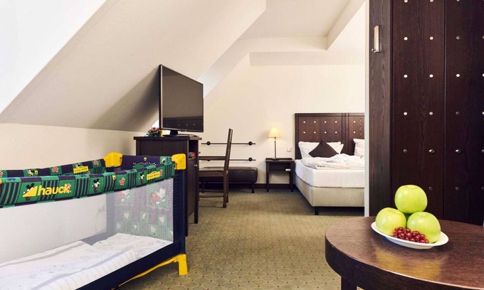 Lutherstadt Wittenberg House | King-size bed family room - Best Western soibelmanns Wittenberg