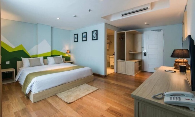 Kartika Plaza Hotel | King Size Bed Boutique Hotel in the center of Kuta