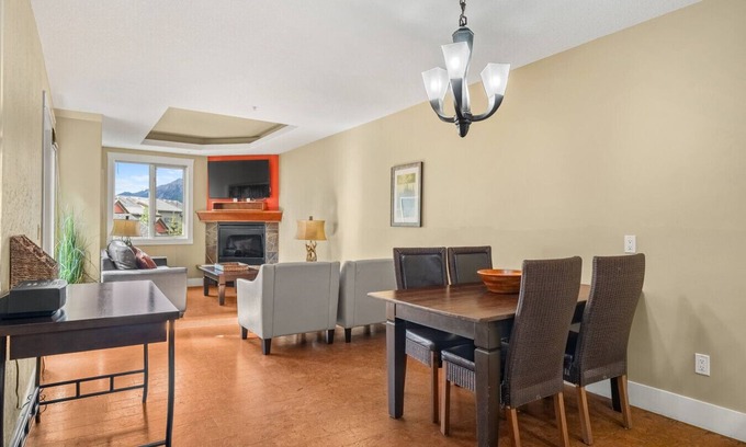 Canmore Apartment | King Suite with Balcony and Resort Perks