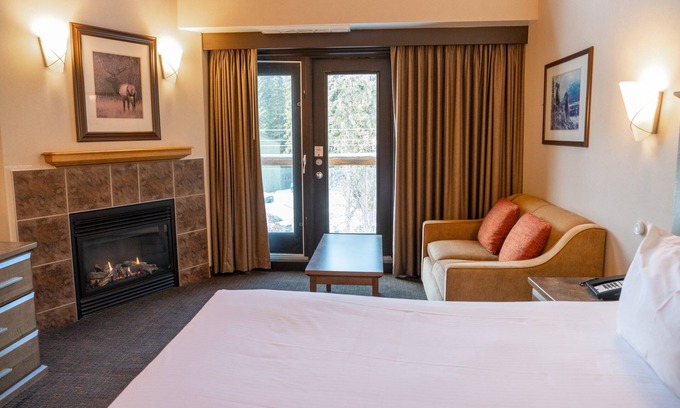 Banff Apartment | King Suite with Jetted Tub + Gas Fireplace