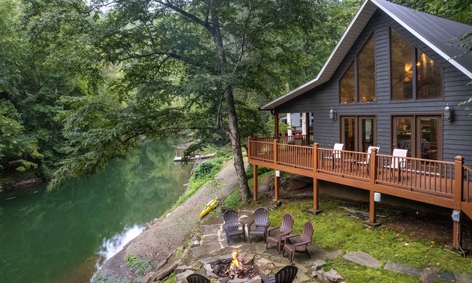 Bryson City House | Kingfisher's Roost- Waterfront Cabin w/Private Dock, Ramp & Hot Tub- Bryson City