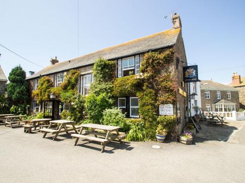 Paul Hotel | Kings Arms