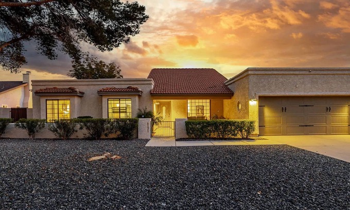 Paradise Valley Village House | Kings Villa Summary: