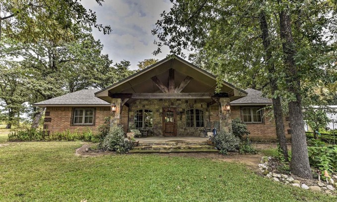 Kingston House | Kingston House with Fire Pit, Short Walk to Lake!