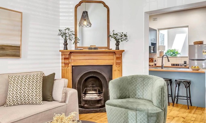 North Adelaide Apartment | 'Kingston Mews' A Perfect Parkside Sanctuary
