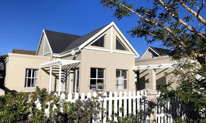 George House | Kingswood Gardens No. 4