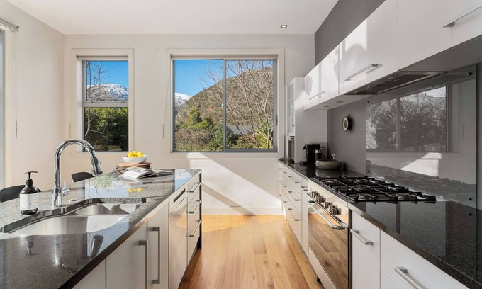 Arrowtown House | Kinsale - 3 Bedroom Home