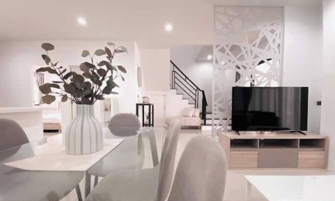 Sa Khu House | Kira House | 4BR 3BA | Naiyang Beach | HKT Airport