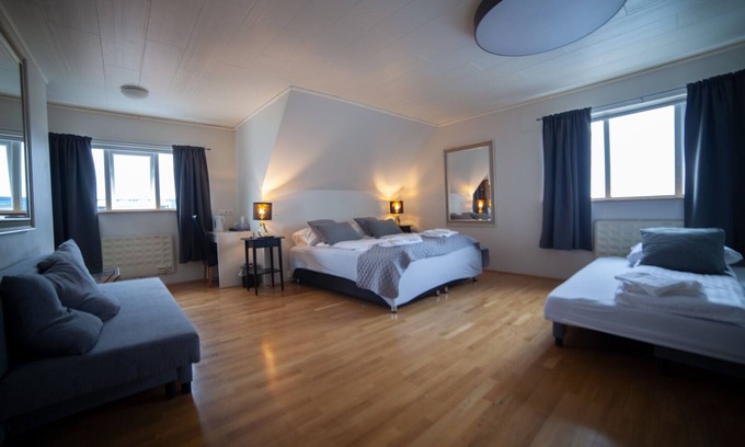 Grundarfjordur Hotel | Kirkjufell Hotel