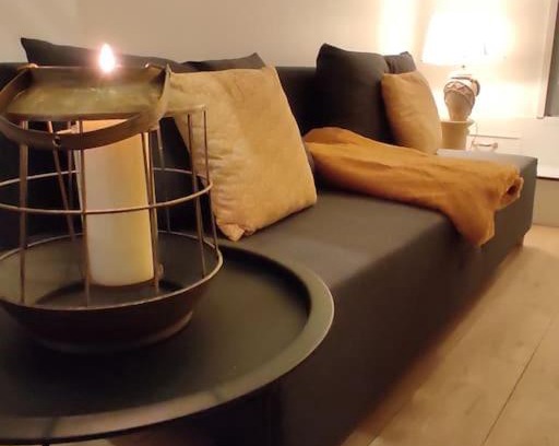 Mezieres-sur-Seine Apartment | kitchenette
