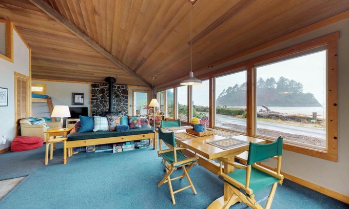 Neskowin House | Kite on the Wind