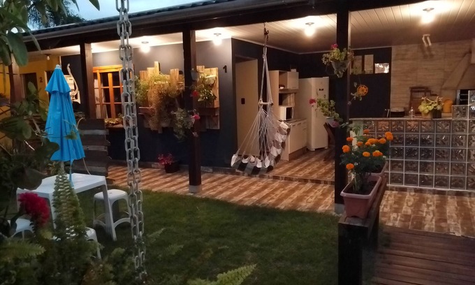 Mariscal House | Kitnet + Breakfast 4 Guests/1 Bedroom/Bathroom/Kitchen/Barbecue/Priv