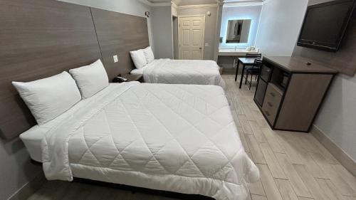Houston Hotel | Kiwi Inn Willowbrook HWY249