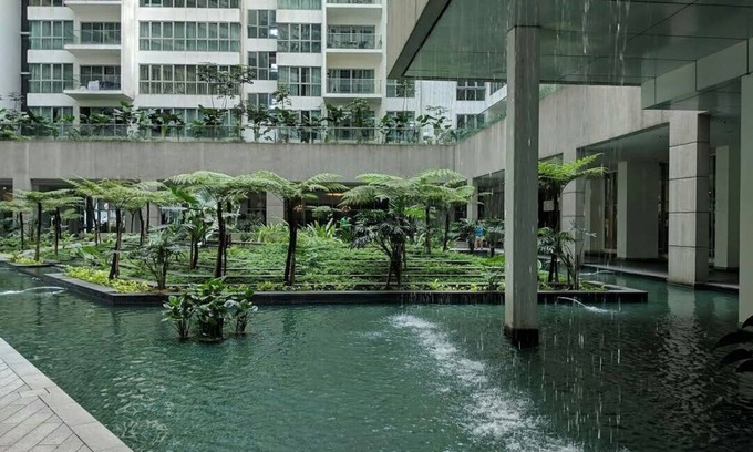 Kuala Lumpur City Centre House | KL Skyline Hostel and rooftop terrace Infinity Sky Pool