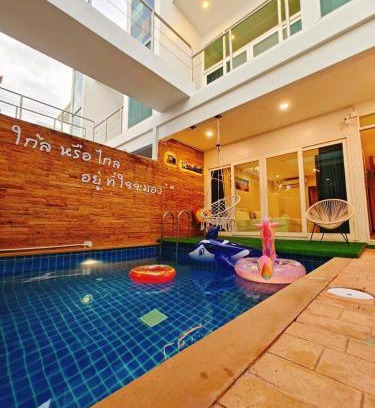 Bang Sare Villa | KlaiBaan poolvilla
