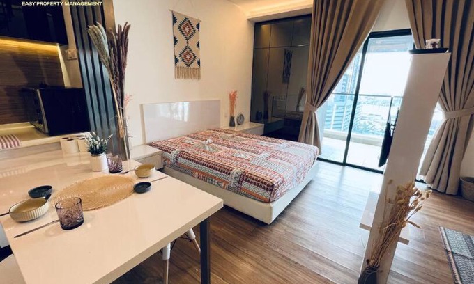 Seri Kembangan Apartment | KLCC VIEW.Big Balcony, Cheras Menara Simfoni