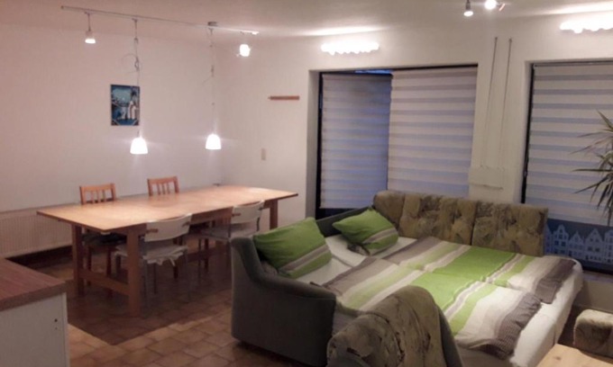 Suedost Apartment | Kleine Ferienwohnung am Stadtrand von Leipzig