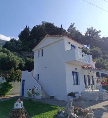Samos Apartment | Kleopatra's apartment, Livadaki