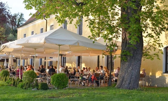 Burghausen Hotel | Klostergasthof Raitenhaslach